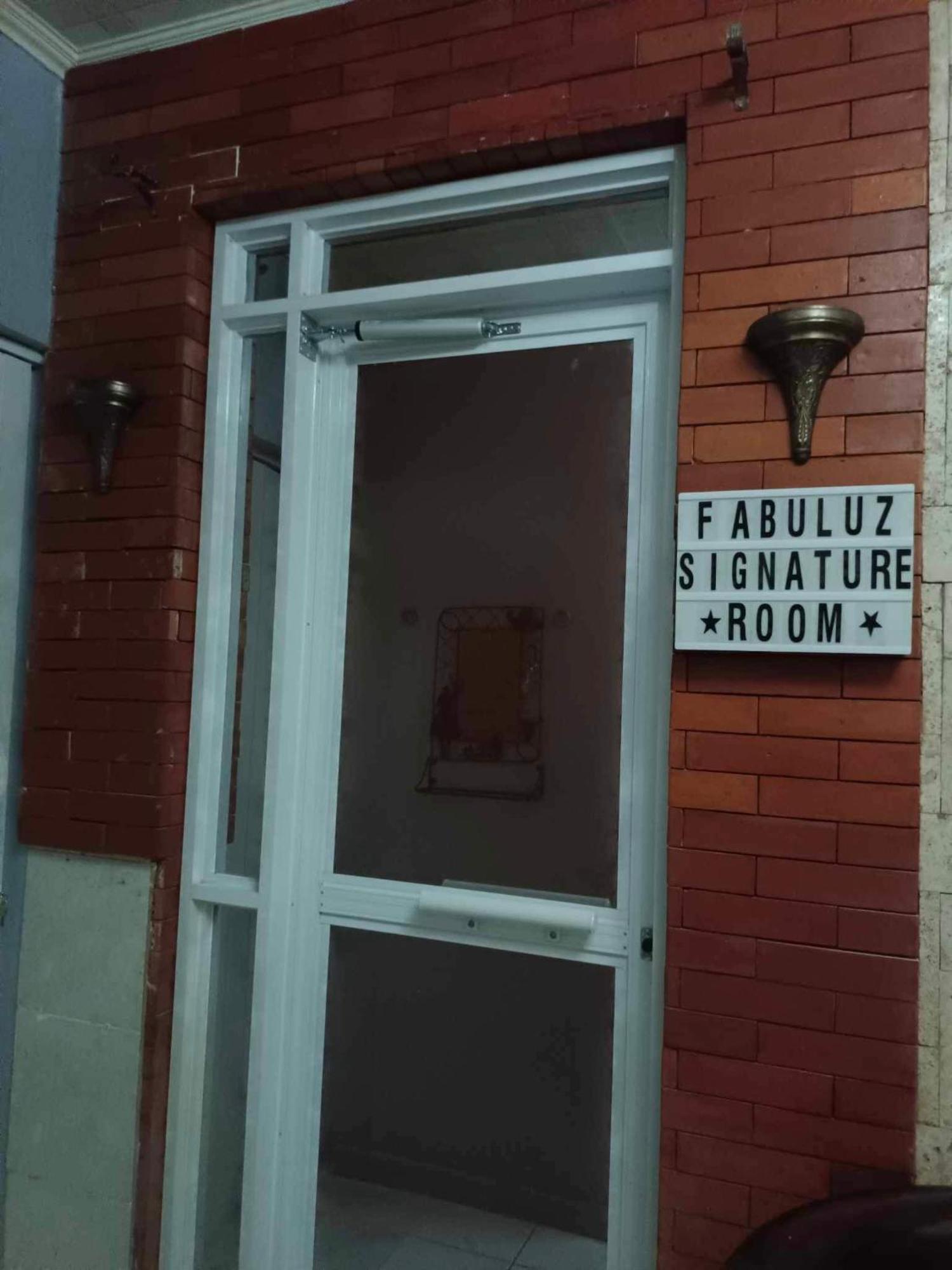 Fabuluz Luxury at Princess Place Malolos Exterior foto