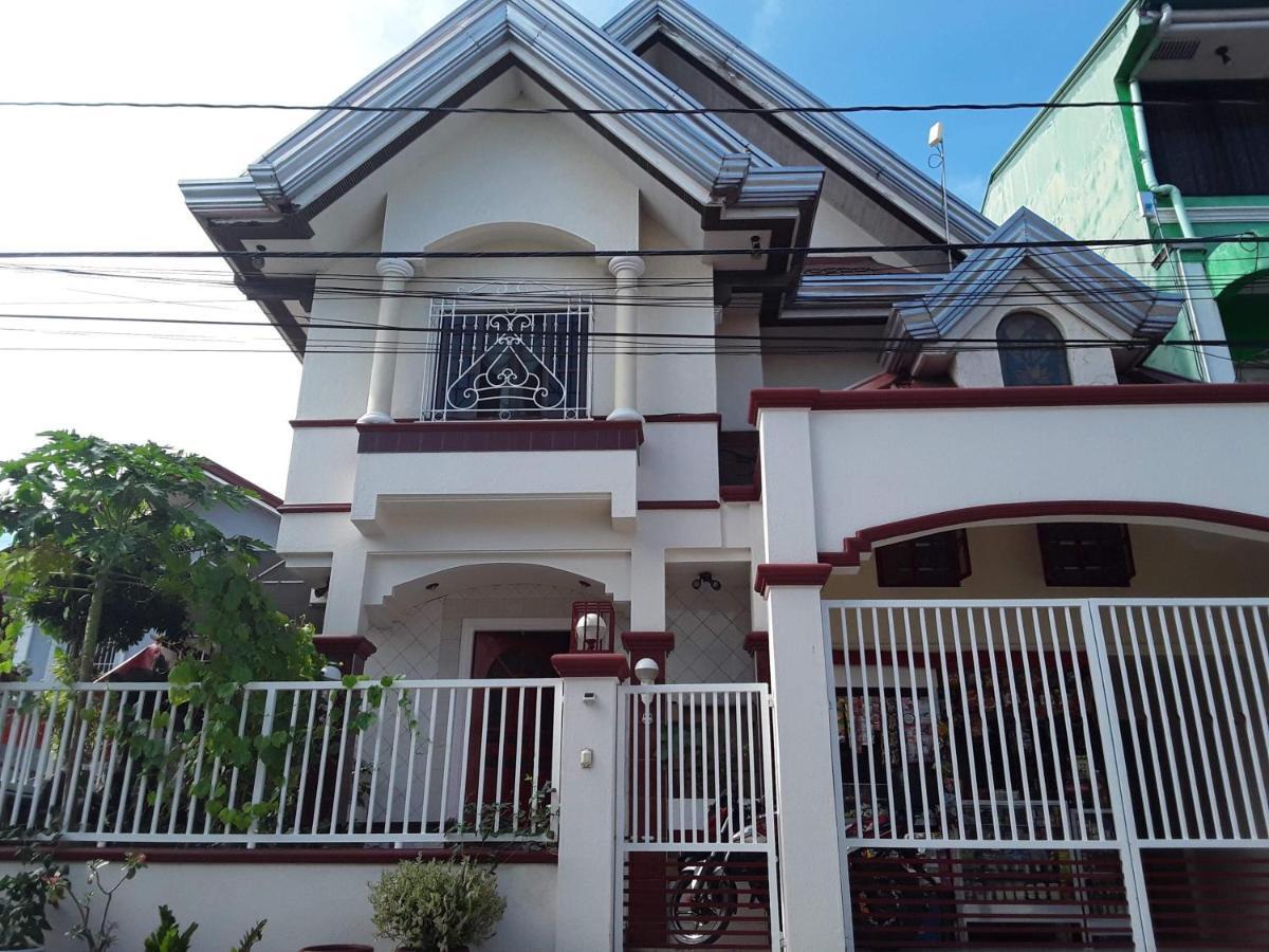 Fabuluz Luxury at Princess Place Malolos Exterior foto